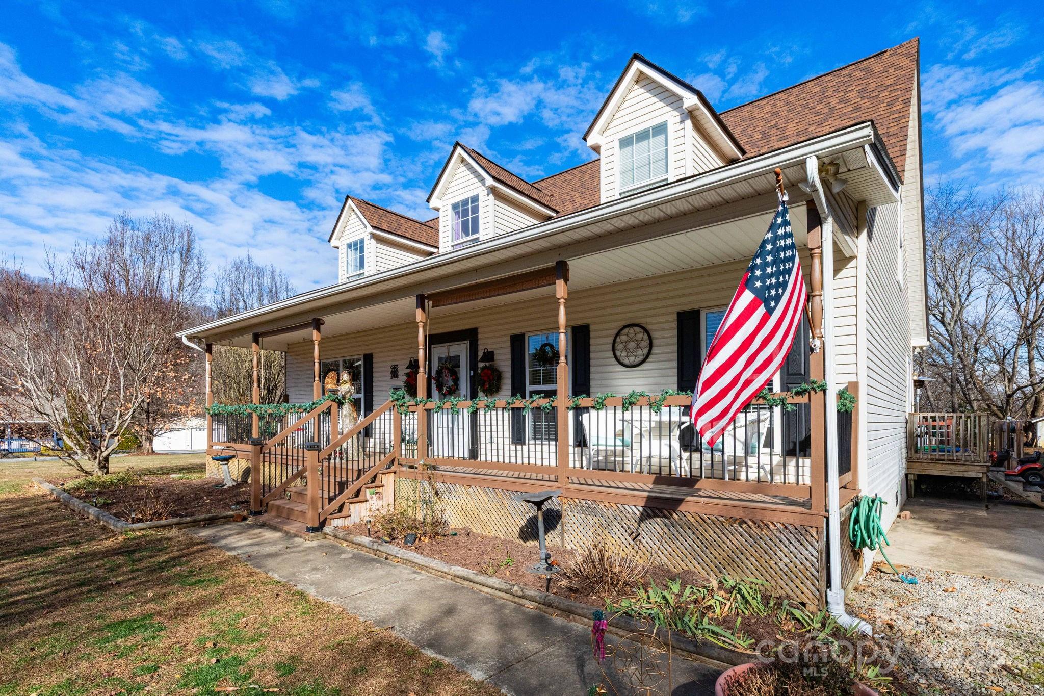 22 Ivy Garden Drive Candler NC 28715