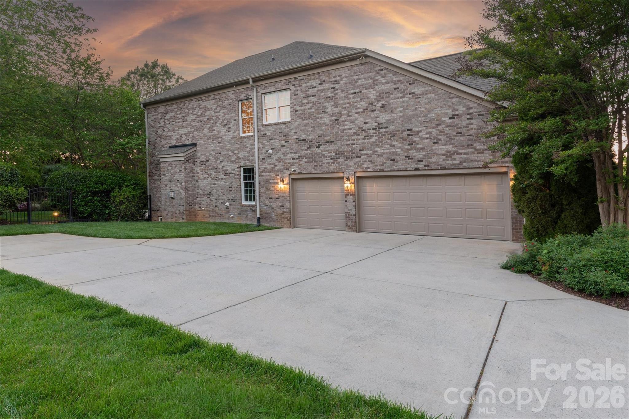 6017 Autumn Blossom Lane Waxhaw NC 28173