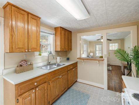 80 Pershing Road Asheville NC 28805