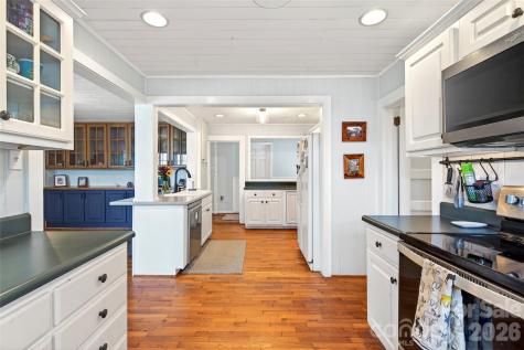 32 Tucker Road Black Mountain NC 28711