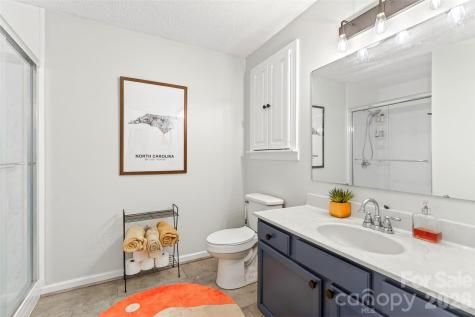 32 Tucker Road Black Mountain NC 28711