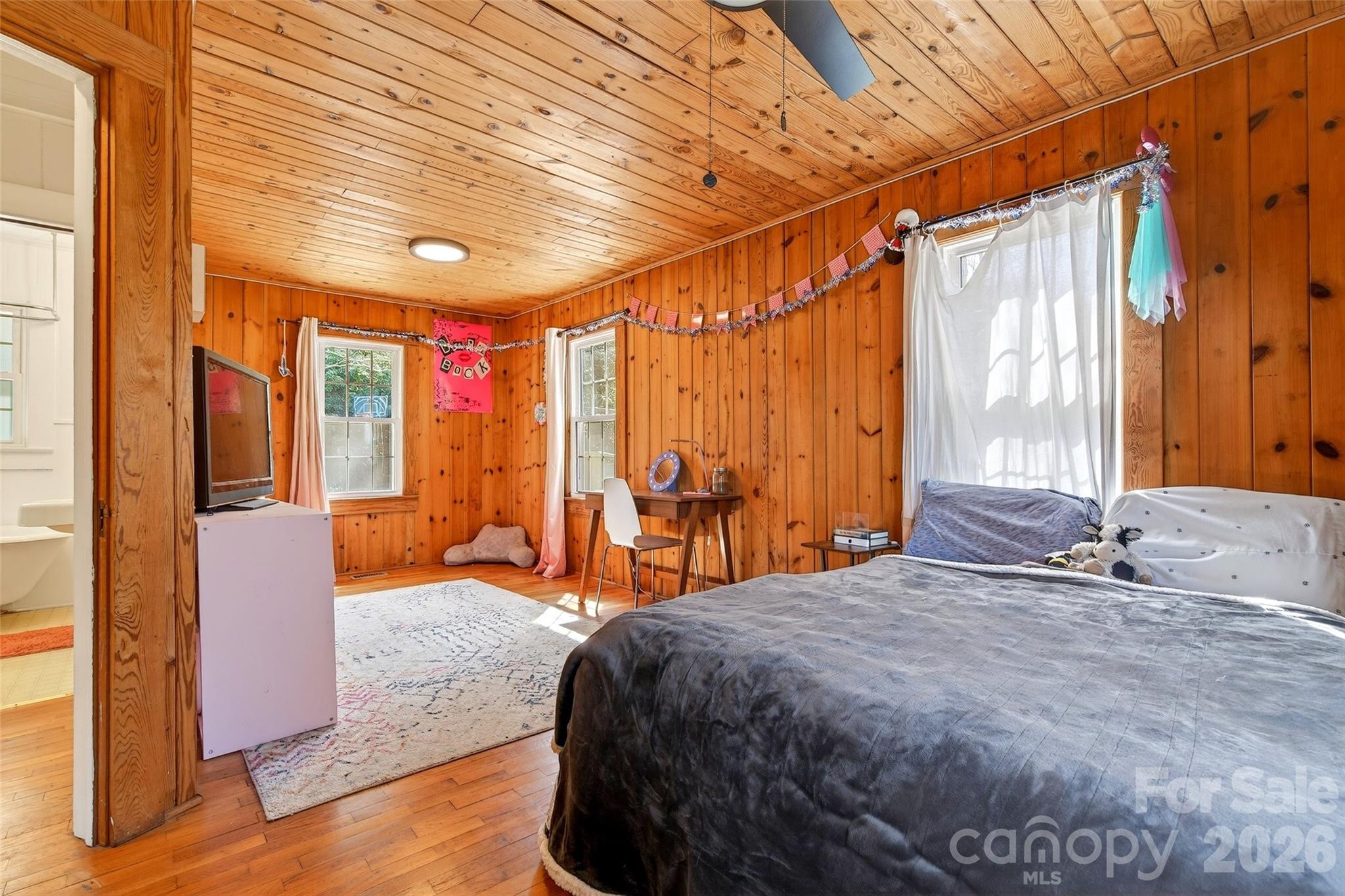 32 Tucker Road Black Mountain NC 28711