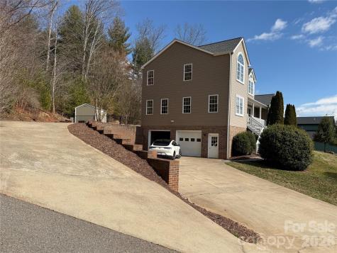 65 Lawson Ridge Road Leicester NC 28748