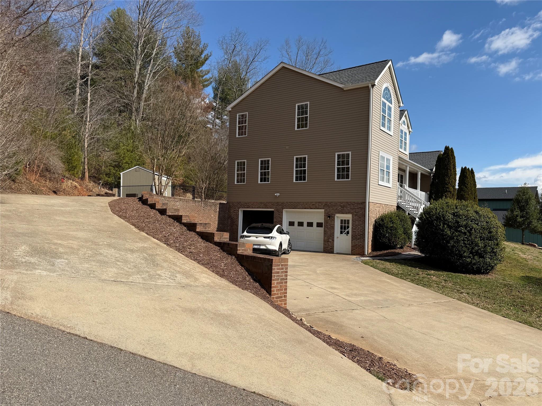 65 Lawson Ridge Road Leicester NC 28748