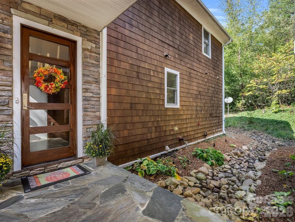167 Trails End Lake Lure NC 28746