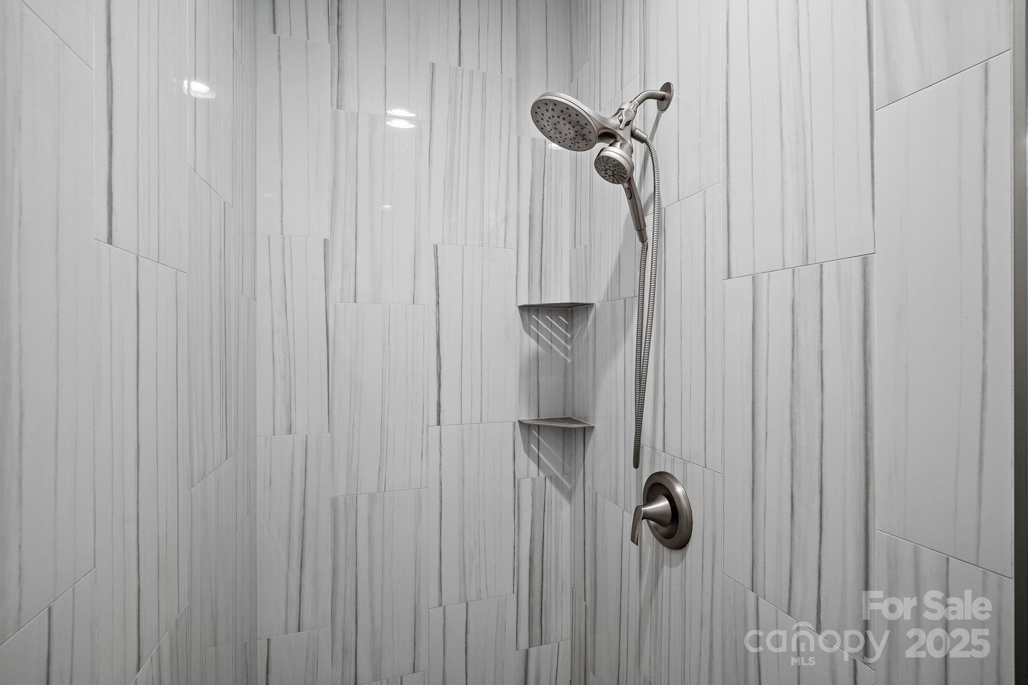 22 Governors View Road Asheville NC 28805