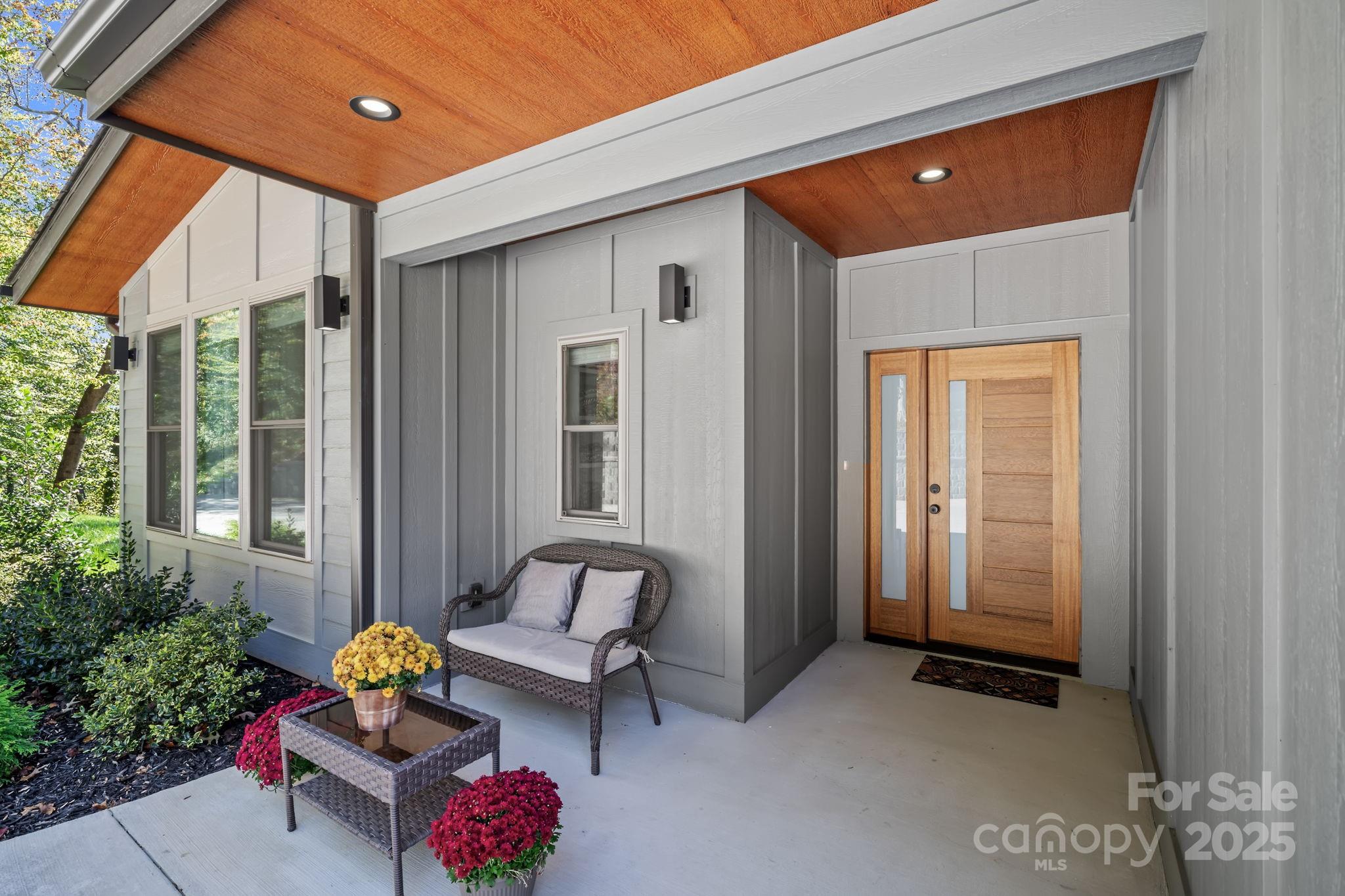 22 Governors View Road Asheville NC 28805