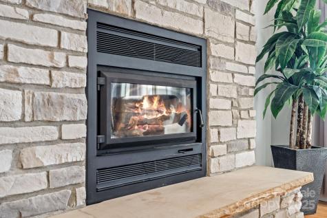 22 Governors View Road Asheville NC 28805