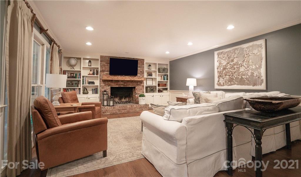 2829 Cross Country Road Charlotte NC 28270