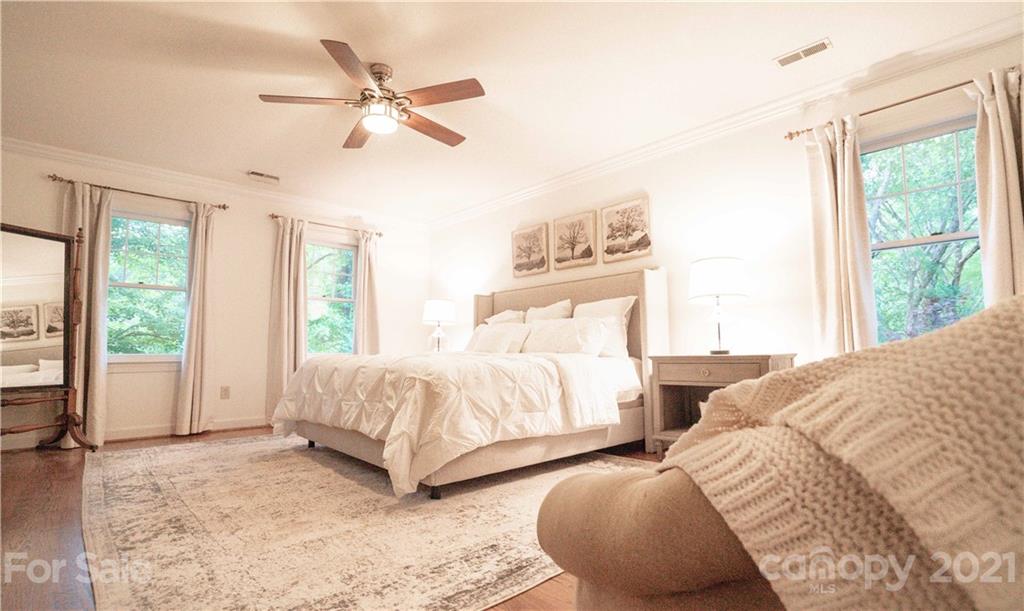 2829 Cross Country Road Charlotte NC 28270