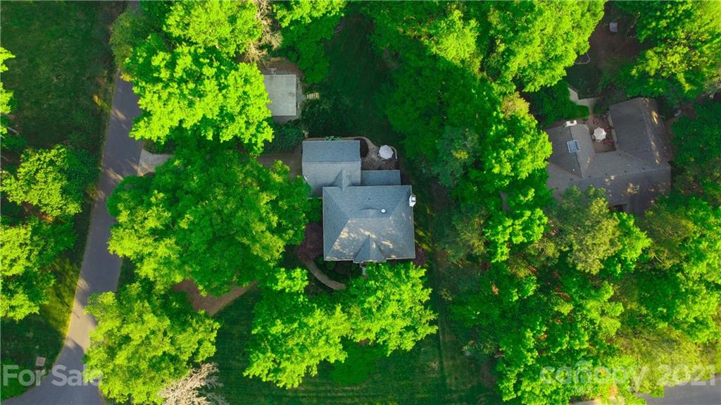 2829 Cross Country Road Charlotte NC 28270
