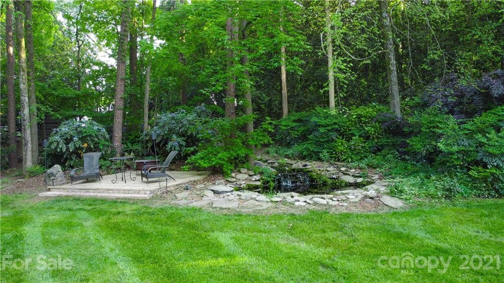 2829 Cross Country Road Charlotte NC 28270