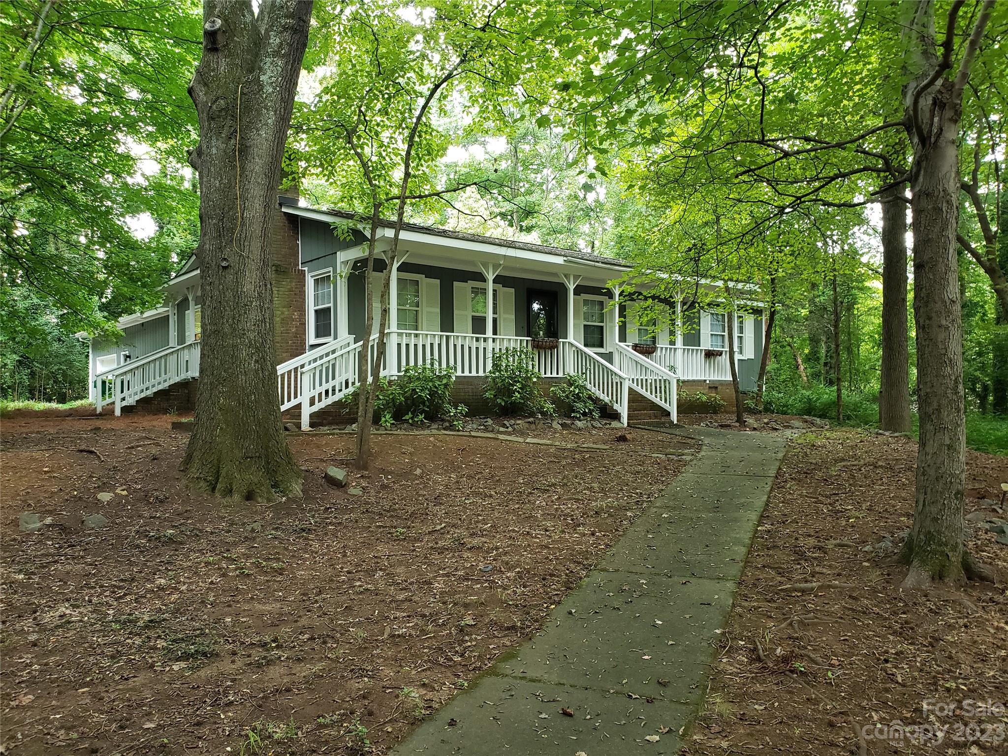 800 Silverleaf Road Charlotte NC 28217
