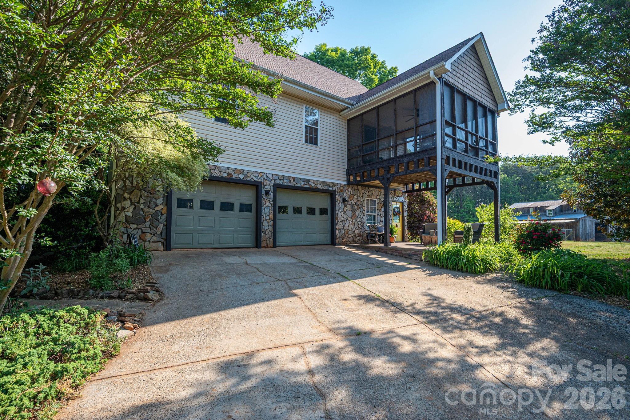 702 Saddlebrook Lane Cherryville NC 28021