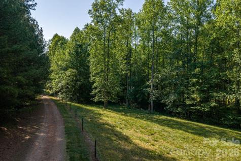 702 Saddlebrook Lane Cherryville NC 28021