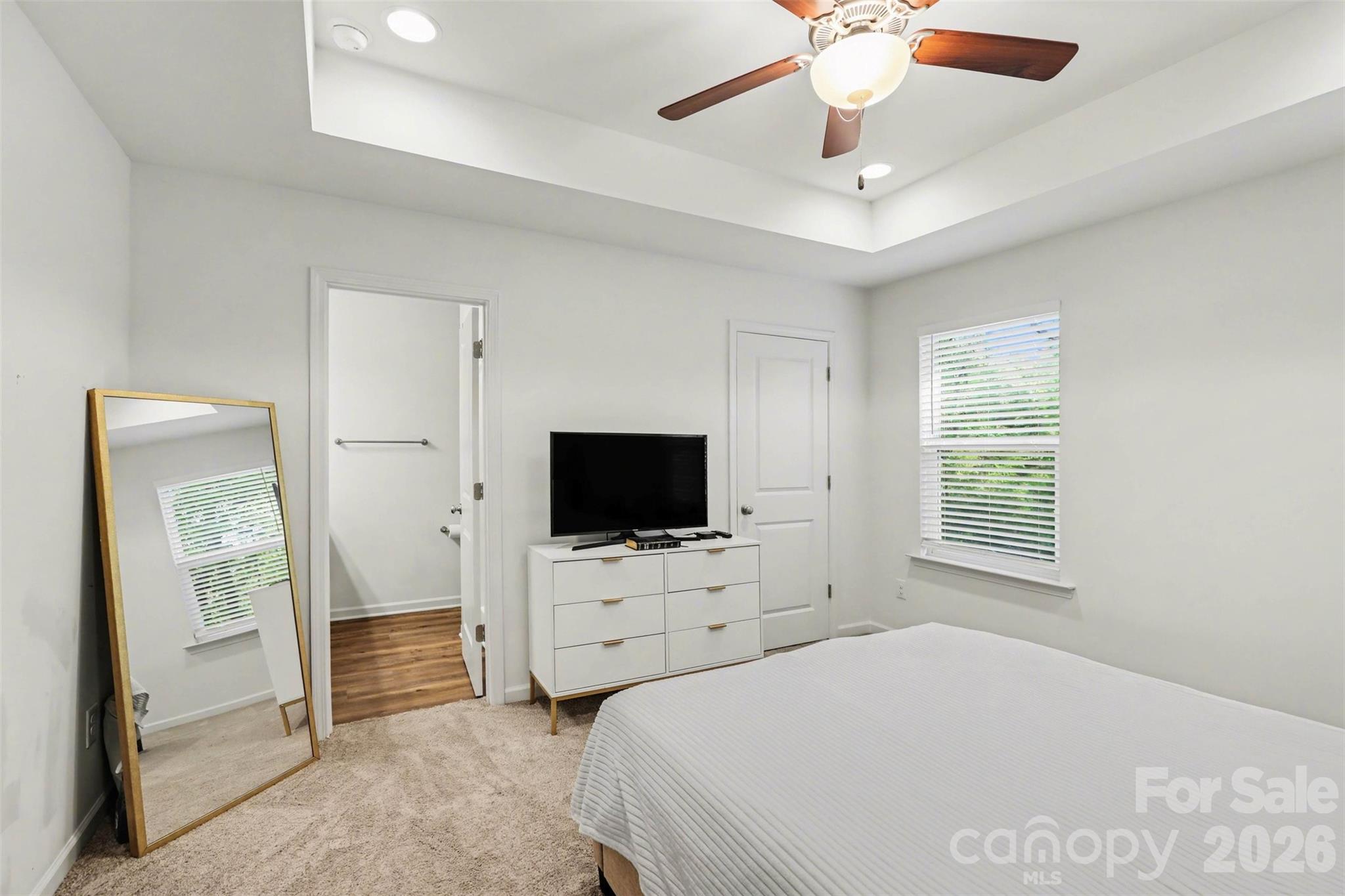 2046 Mcdonald Drive Charlotte NC 28216