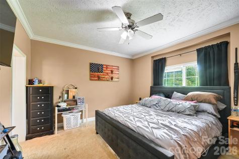 371 Starnes Cove Road Candler NC 28715