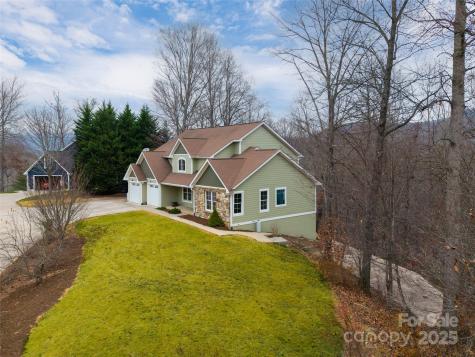 98 Sovereign Lane Fairview NC 28730