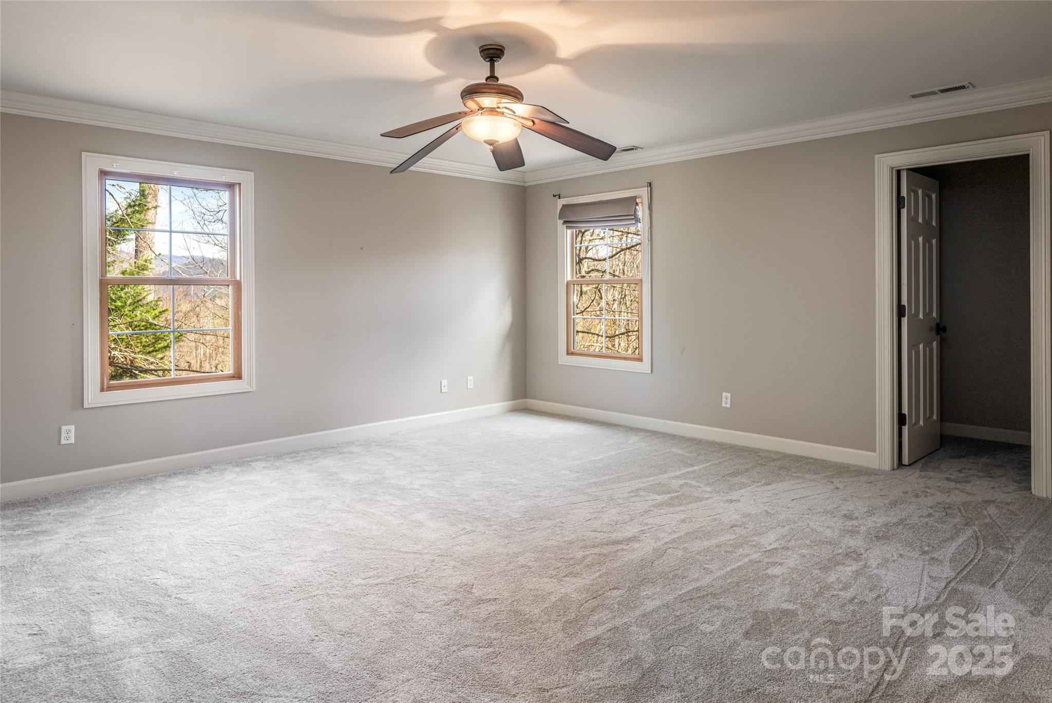 98 Sovereign Lane Fairview NC 28730