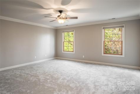 98 Sovereign Lane Fairview NC 28730