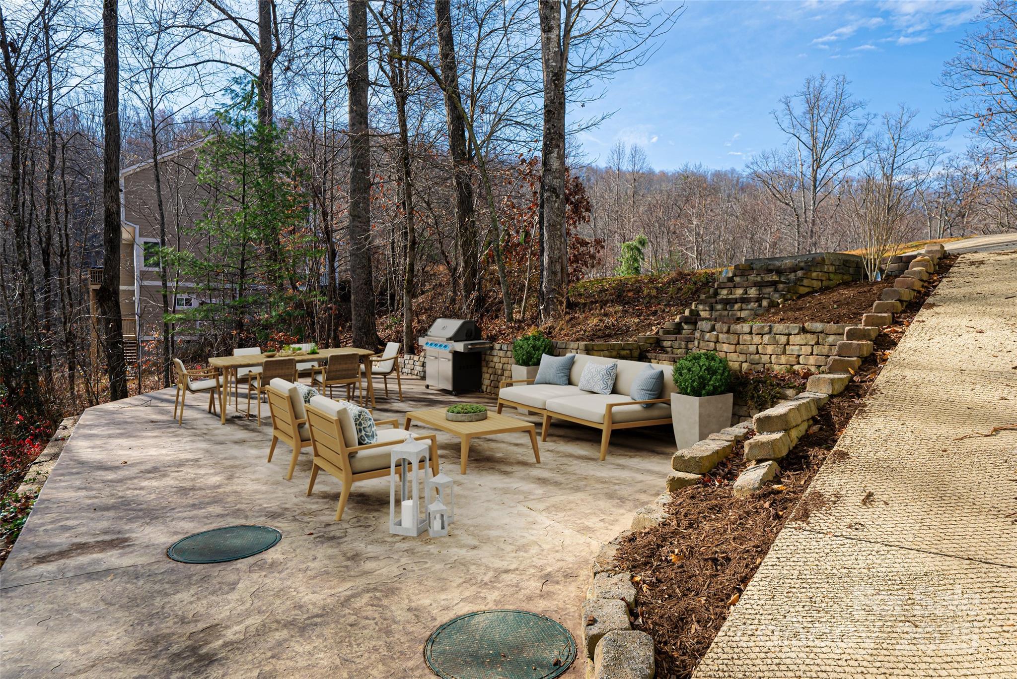 98 Sovereign Lane Fairview NC 28730
