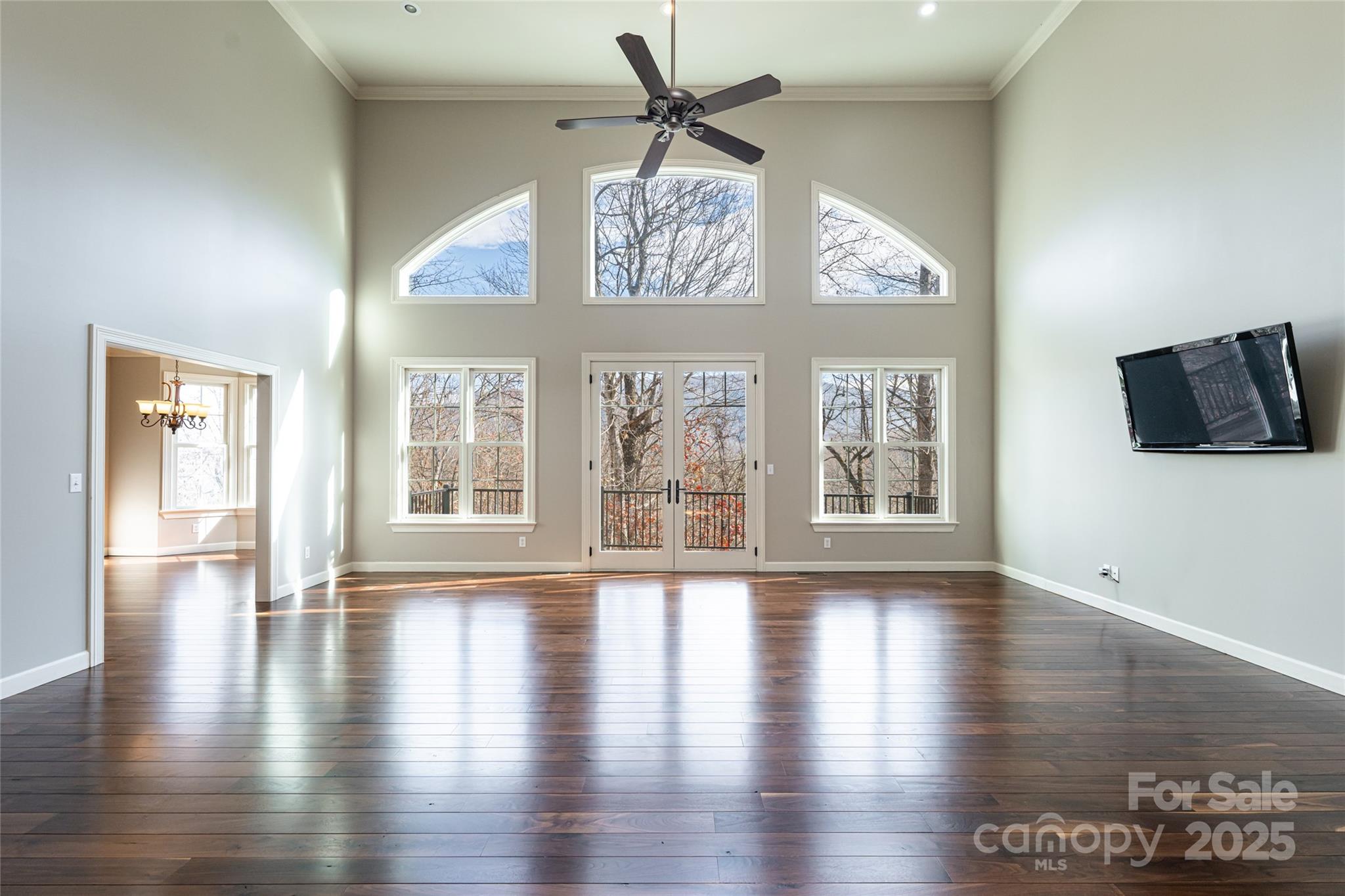 98 Sovereign Lane Fairview NC 28730