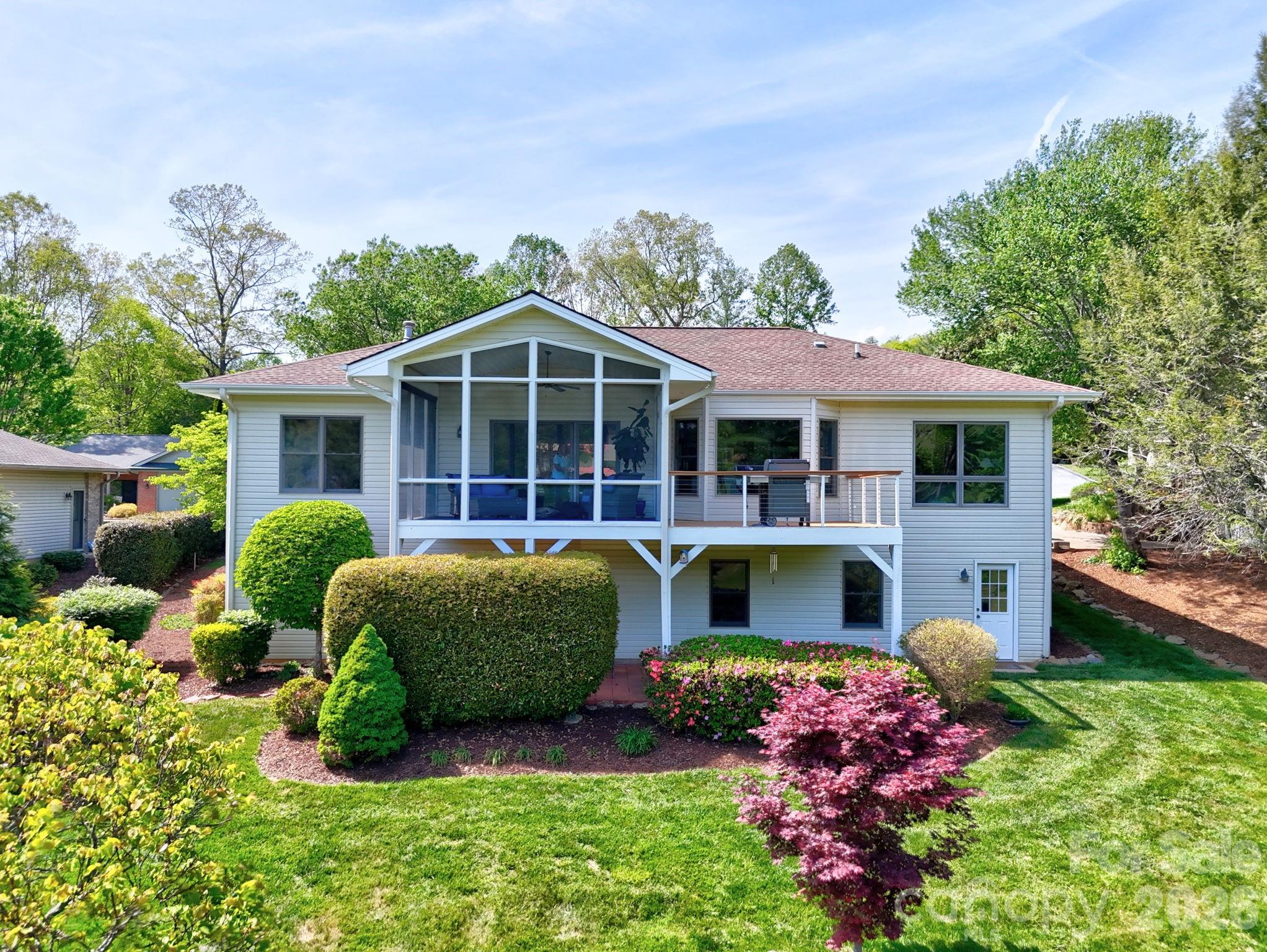 108 Fairway Knoll Drive Hendersonville NC 28739