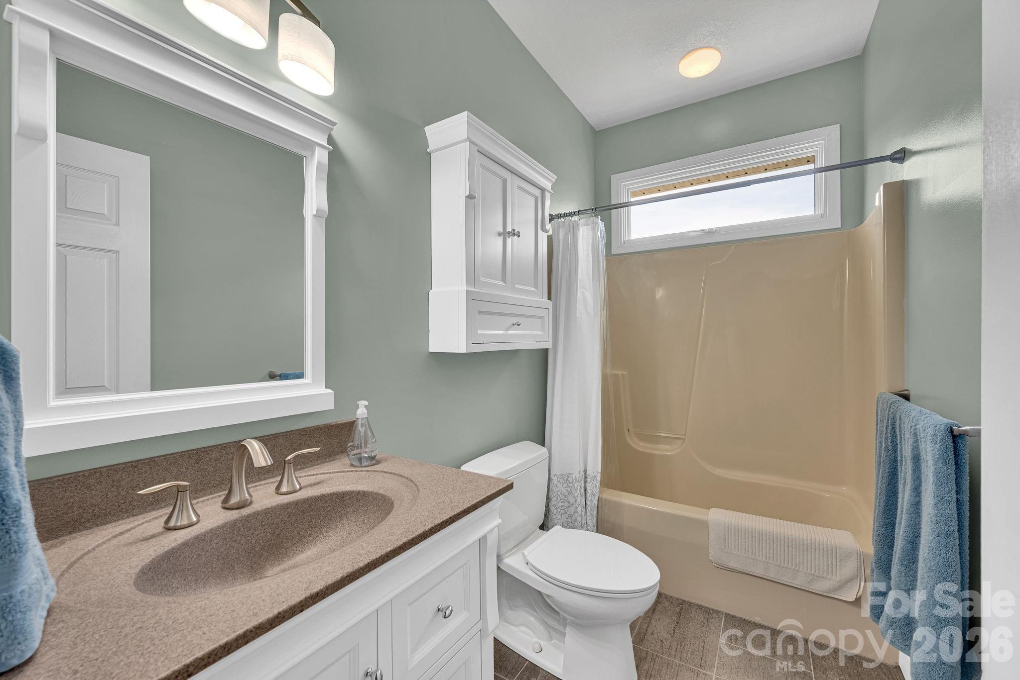 108 Fairway Knoll Drive Hendersonville NC 28739