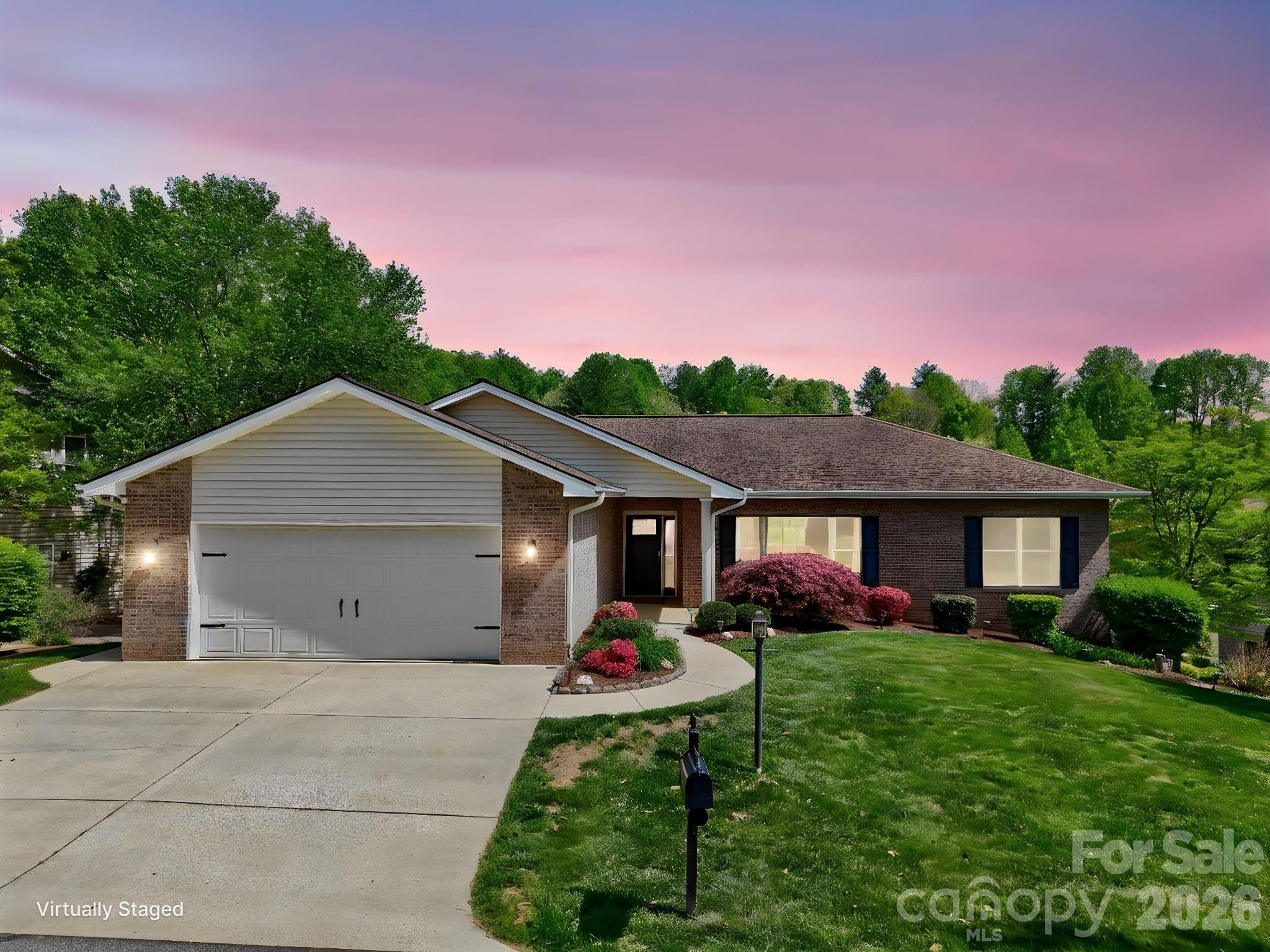 108 Fairway Knoll Drive Hendersonville NC 28739