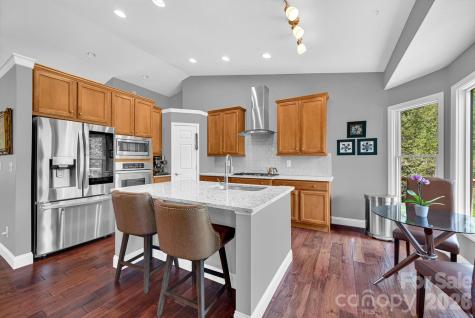 108 Fairway Knoll Drive Hendersonville NC 28739