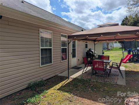 505 Azure Avenue Albemarle NC 28001