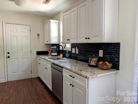 505 Azure Avenue Albemarle NC 28001