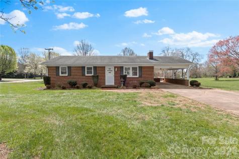 610 Nc 67 Highway Boonville NC 27011