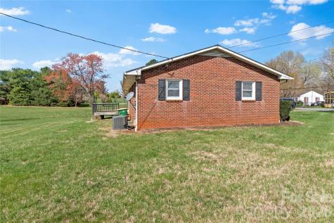610 Nc 67 Highway Boonville NC 27011