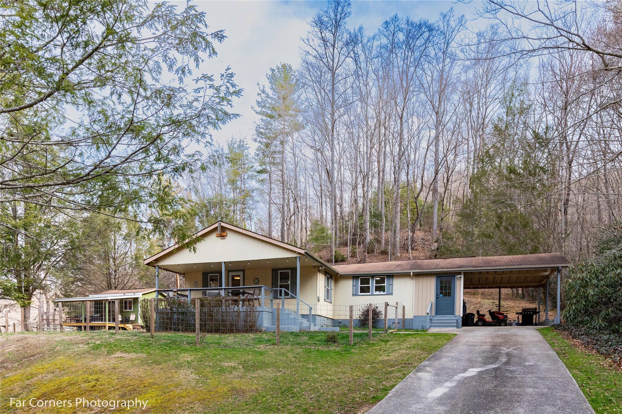 1598 Peppers Creek Road Marion NC 28752