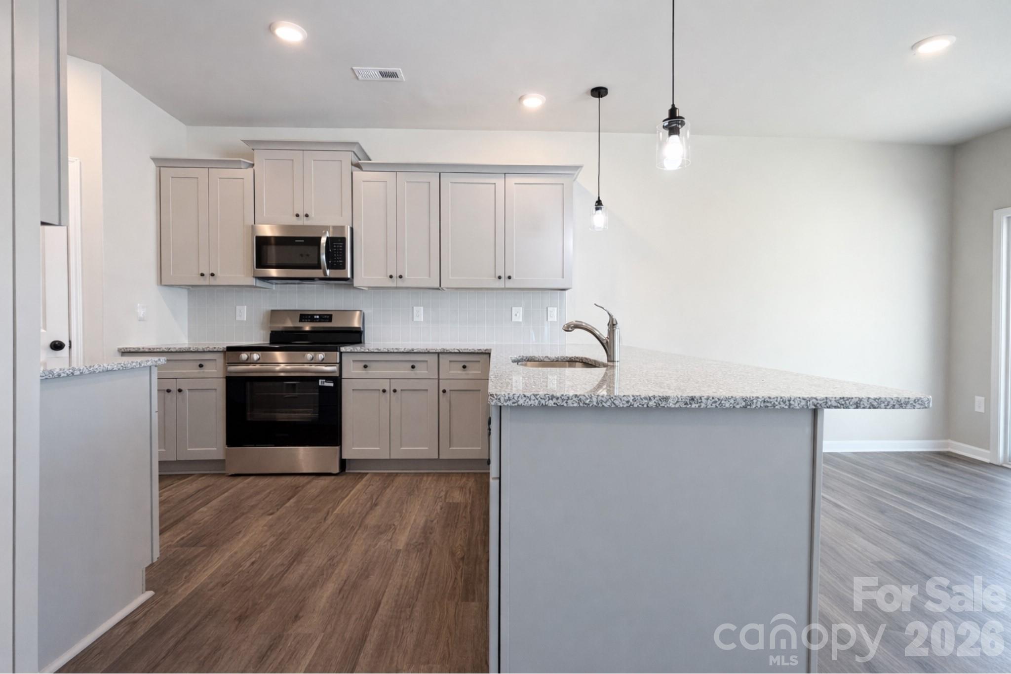 4725 Muskogee Drive Charlotte NC 28227