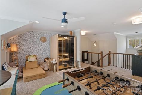 4422 Cheyenne Court Winston Salem NC 27106