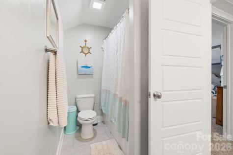 4422 Cheyenne Court Winston Salem NC 27106