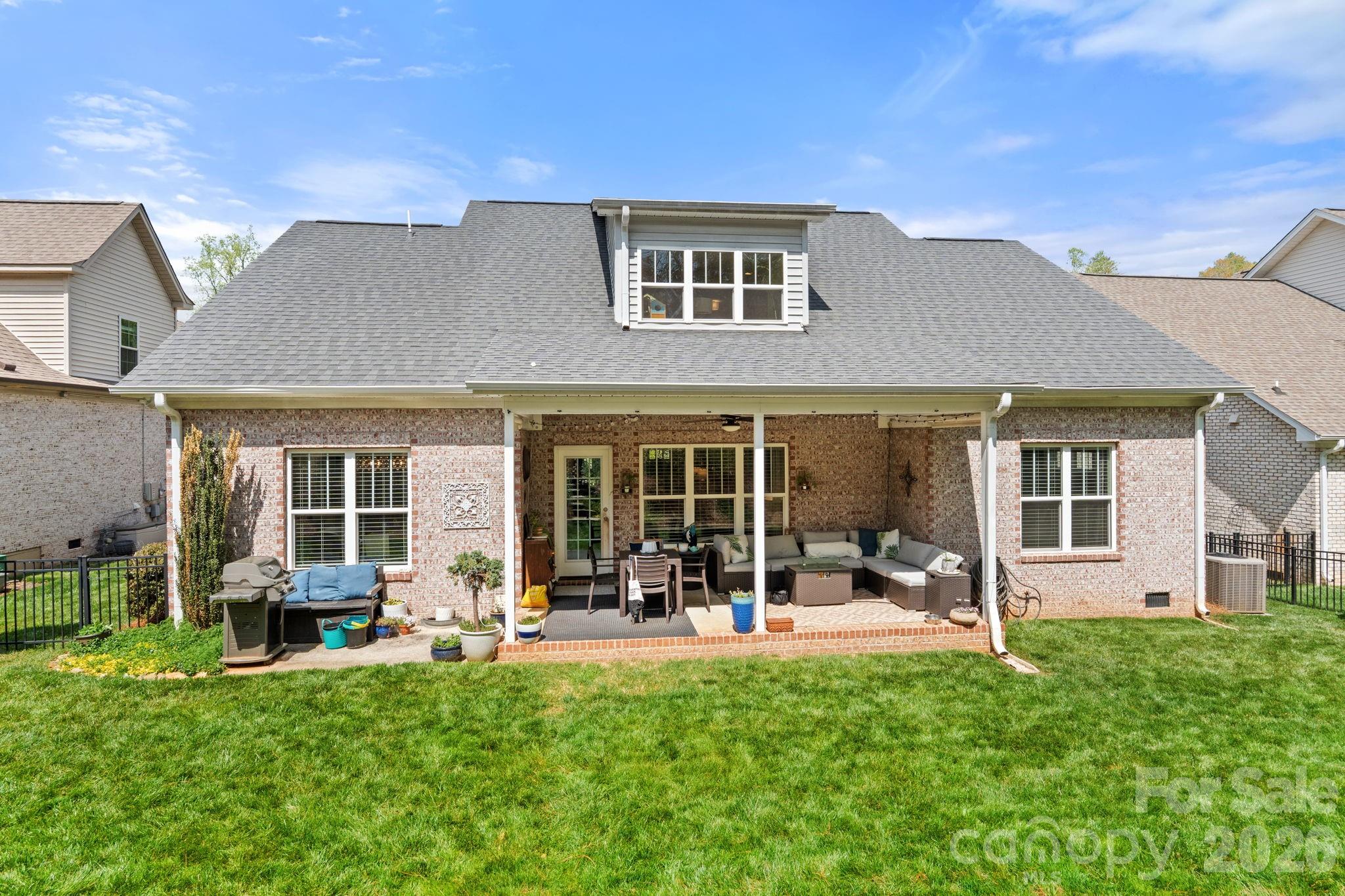 4422 Cheyenne Court Winston Salem NC 27106