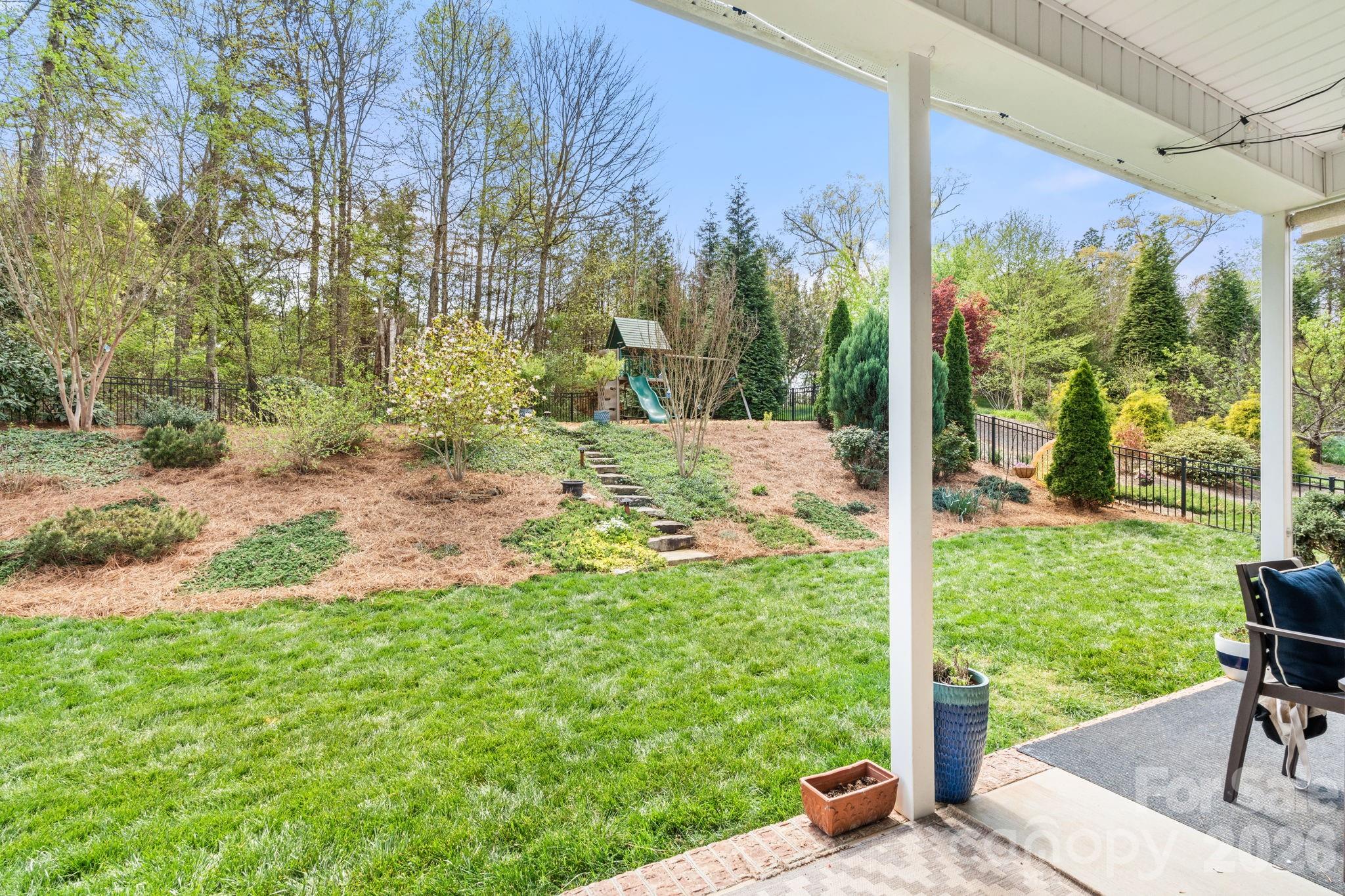 4422 Cheyenne Court Winston Salem NC 27106