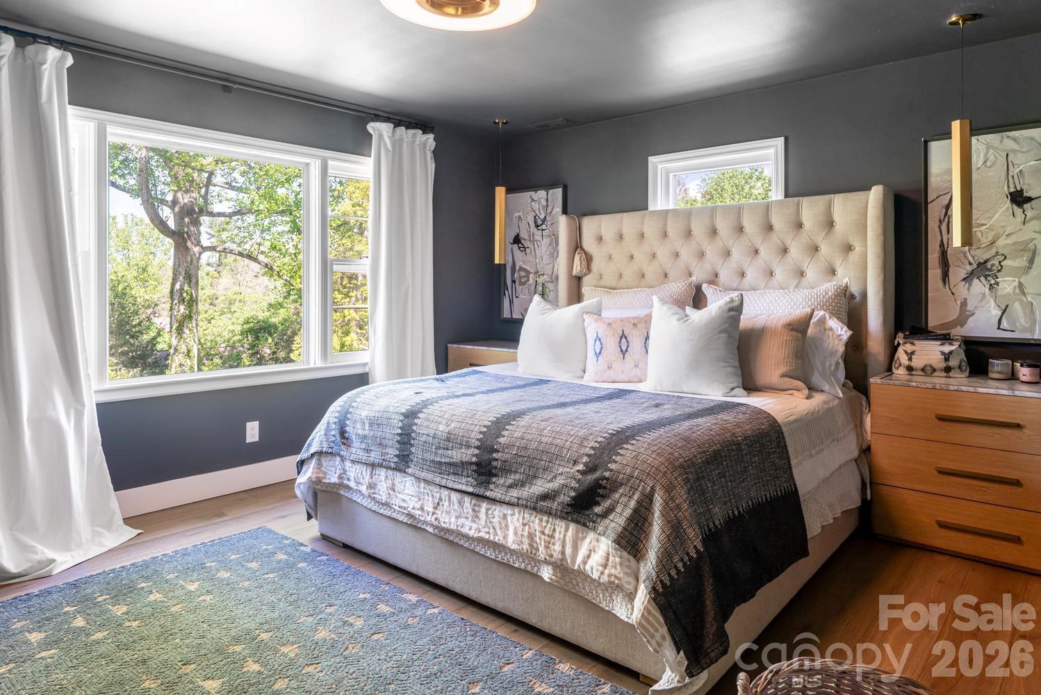 15 Red Oak Road Asheville NC 28804