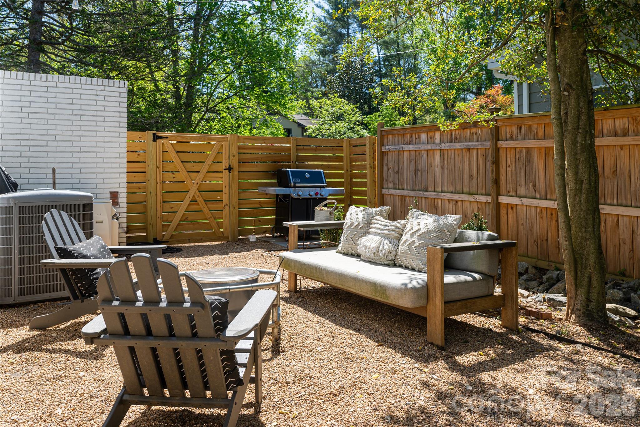15 Red Oak Road Asheville NC 28804