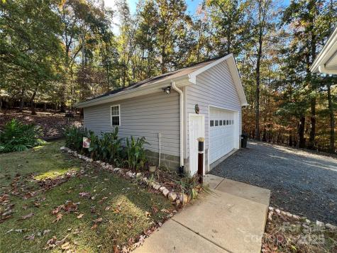 25397 Stony Mountain Road Albemarle NC 28001