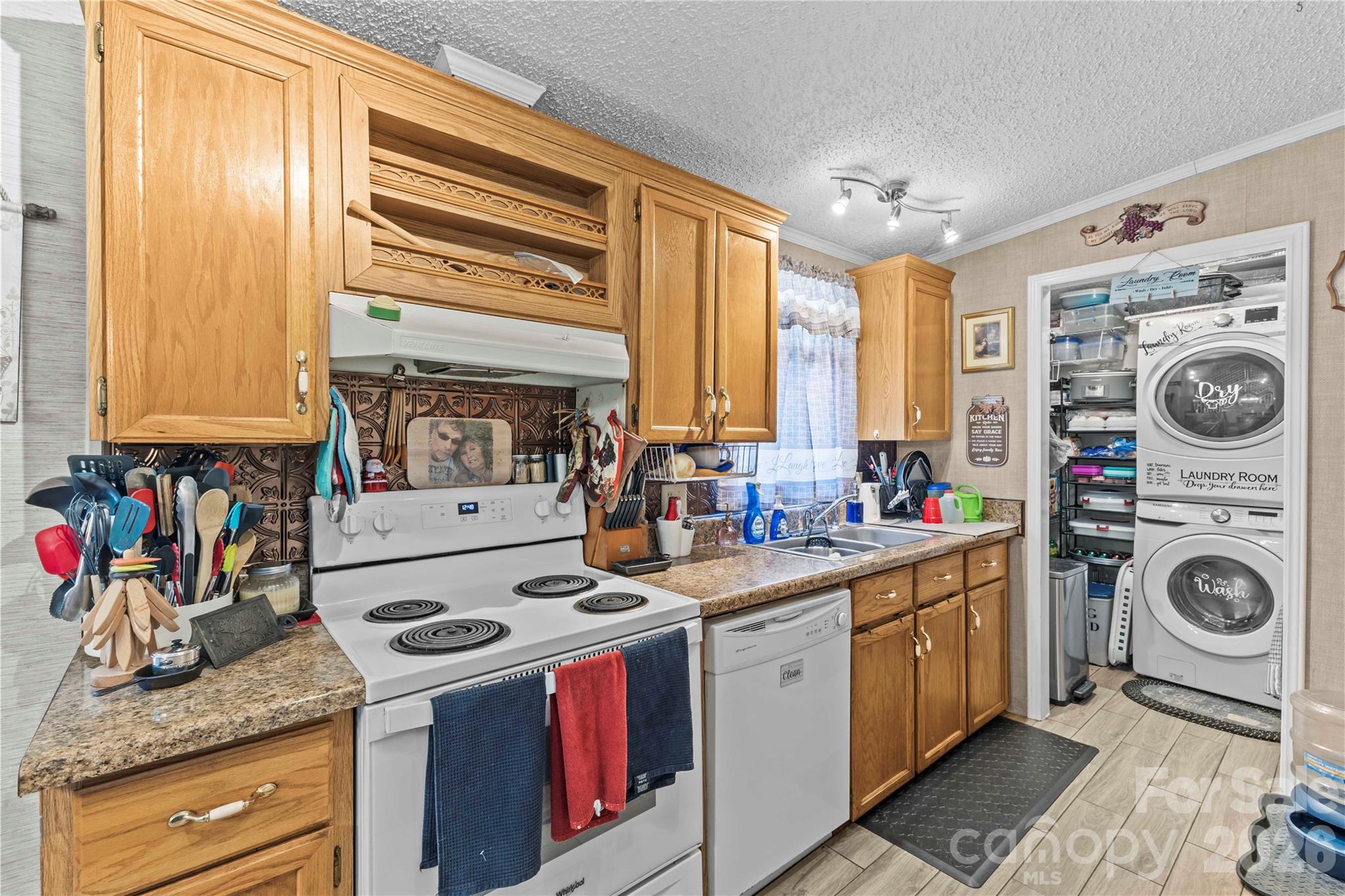 130 Hunterpond Lane Statesville NC 28677