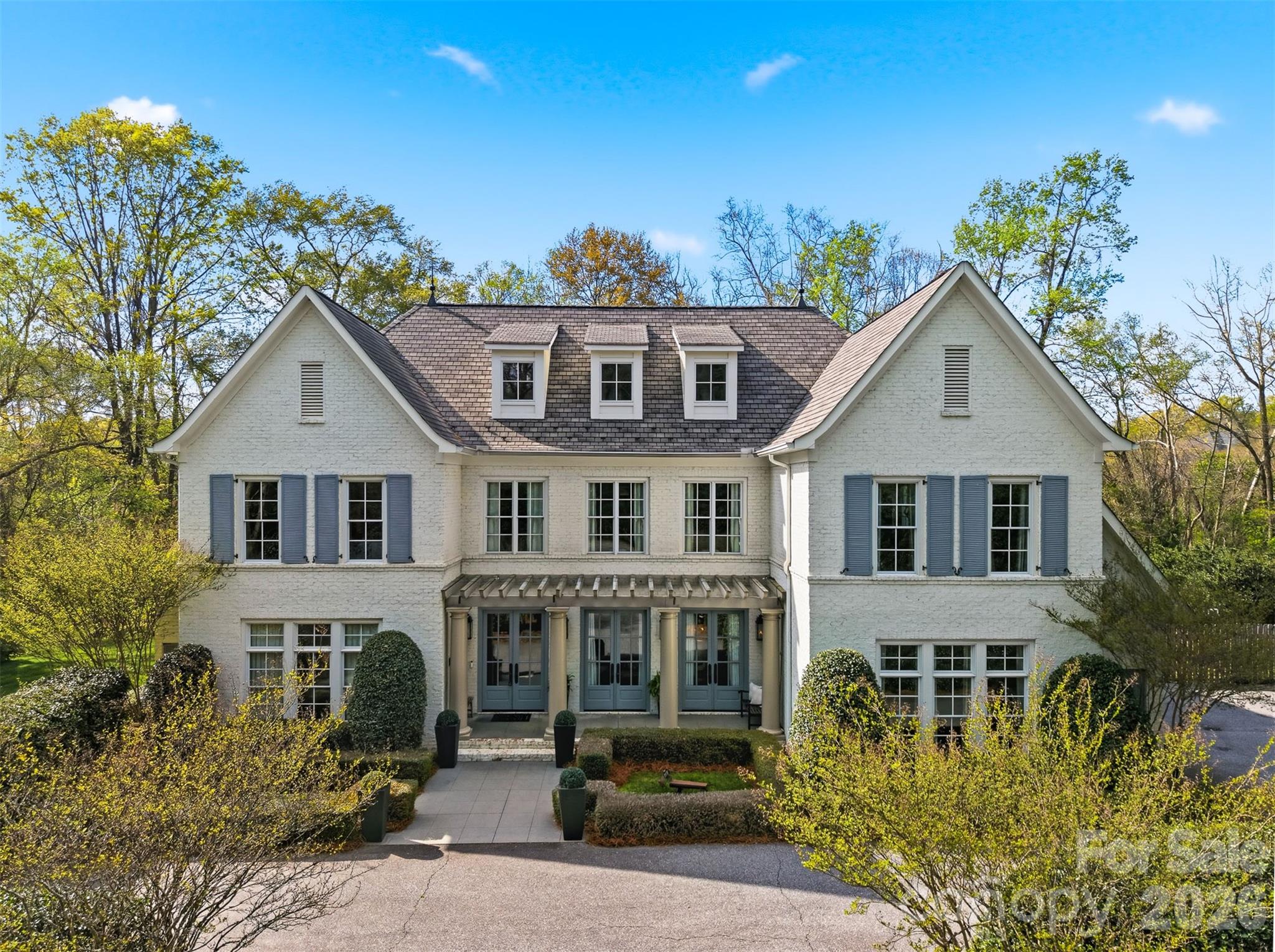 834 9th Avenue NW Hickory NC 28601