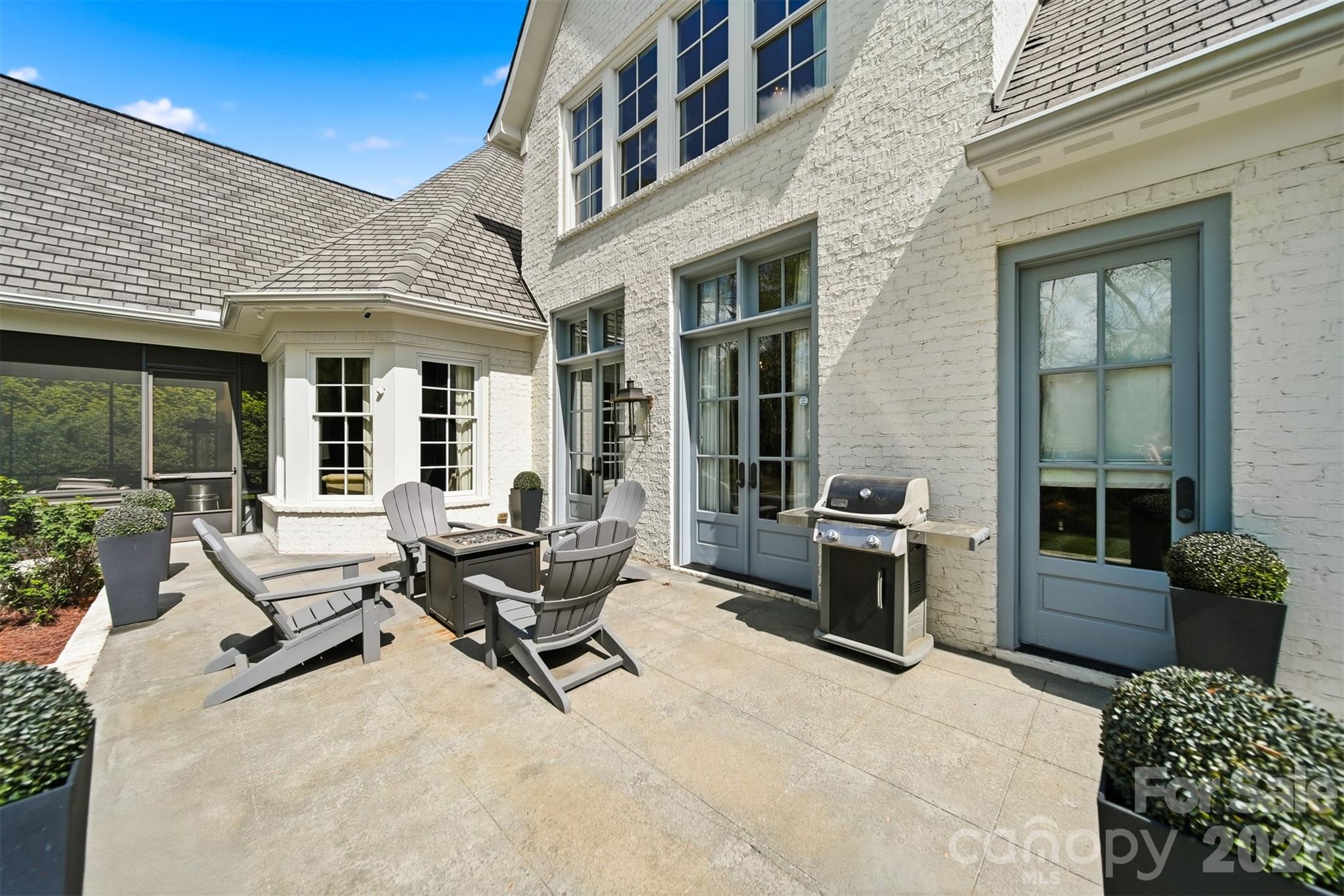 834 9th Avenue NW Hickory NC 28601