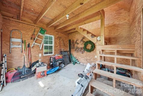 834 9th Avenue NW Hickory NC 28601