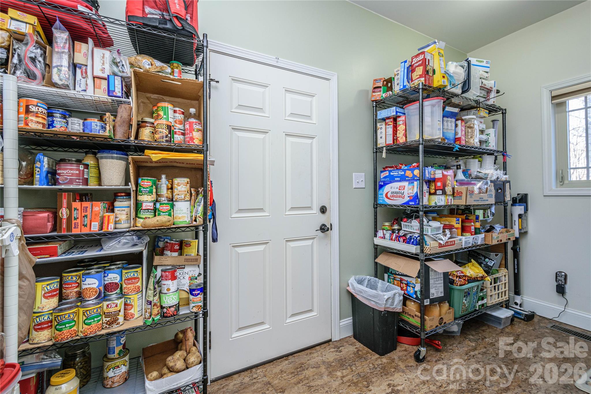 281 Ewbank Road Etowah NC 28729