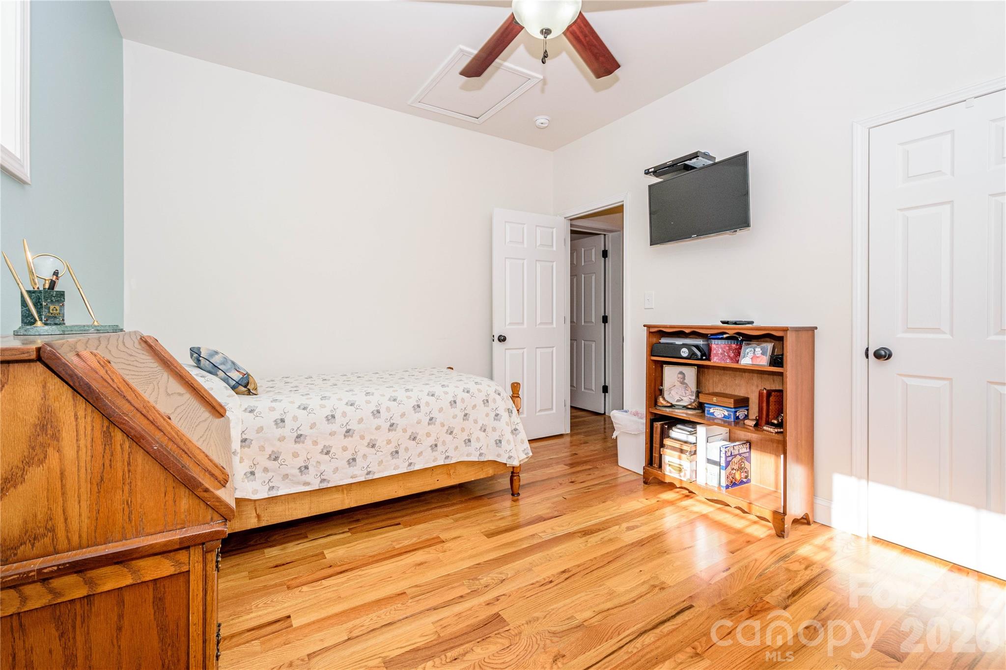 281 Ewbank Road Etowah NC 28729