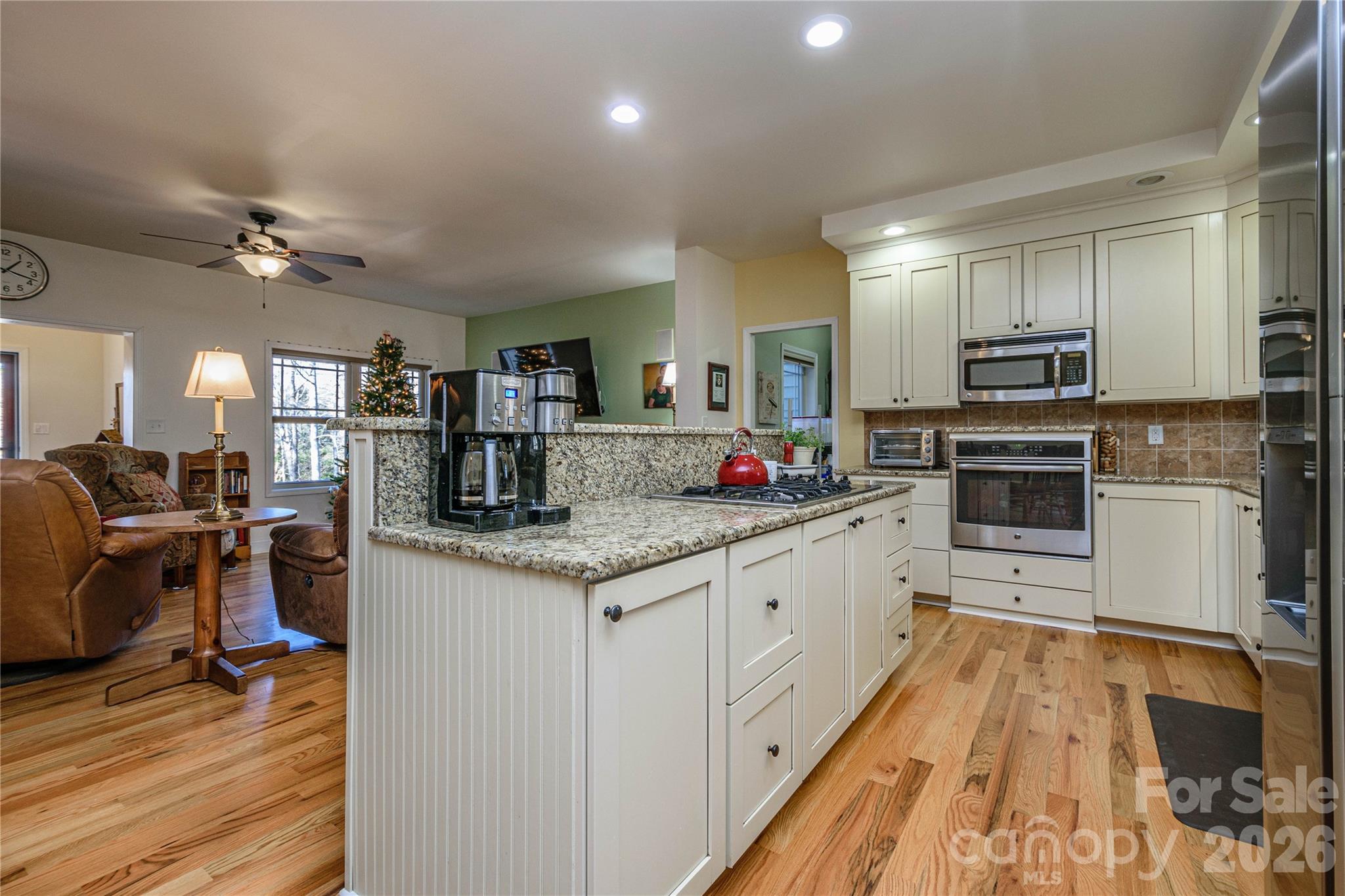 281 Ewbank Road Etowah NC 28729
